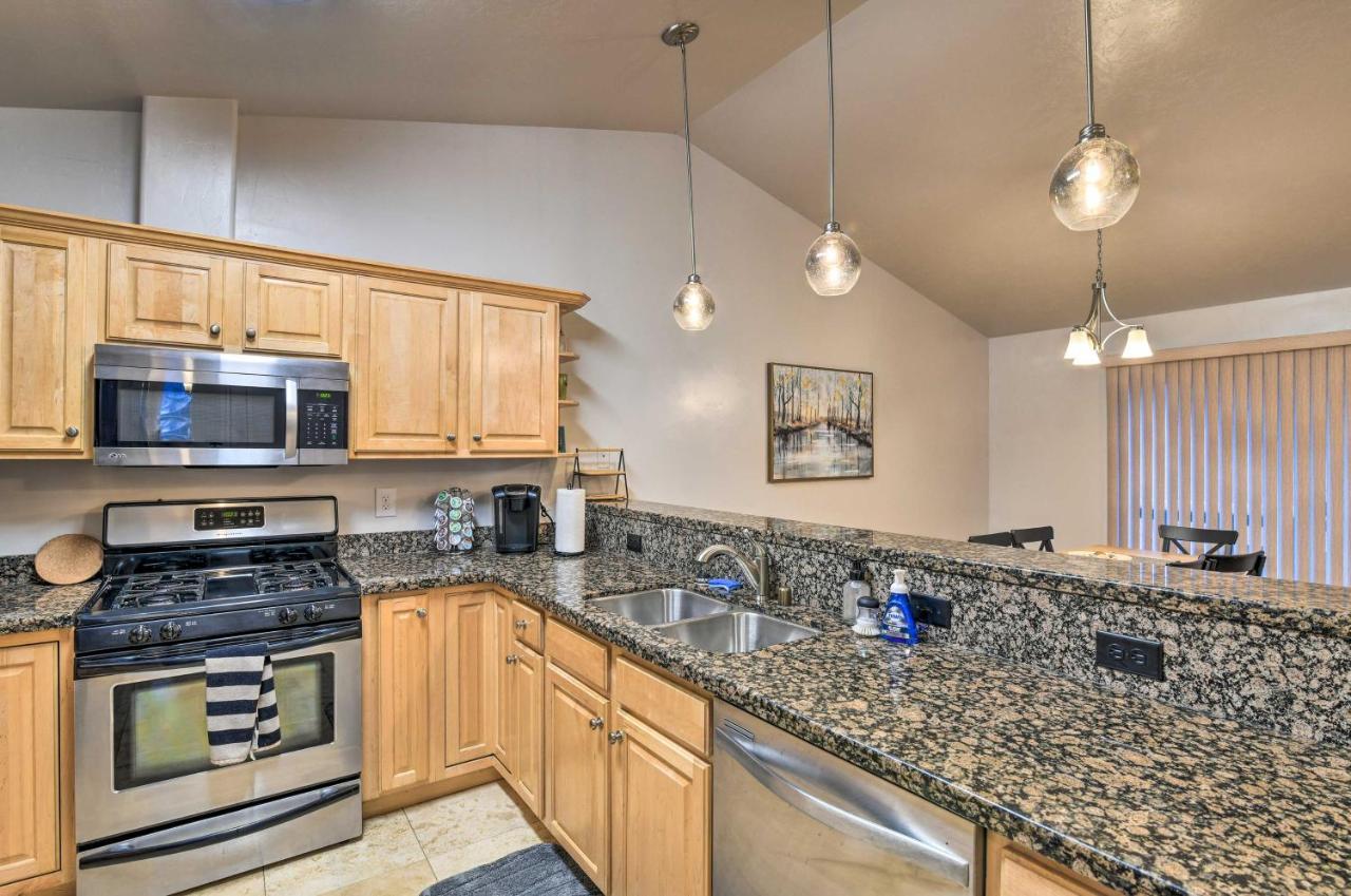 Cozy Anchorage Townhome Less Than Half Mile To Jewel Lake! Ngoại thất bức ảnh